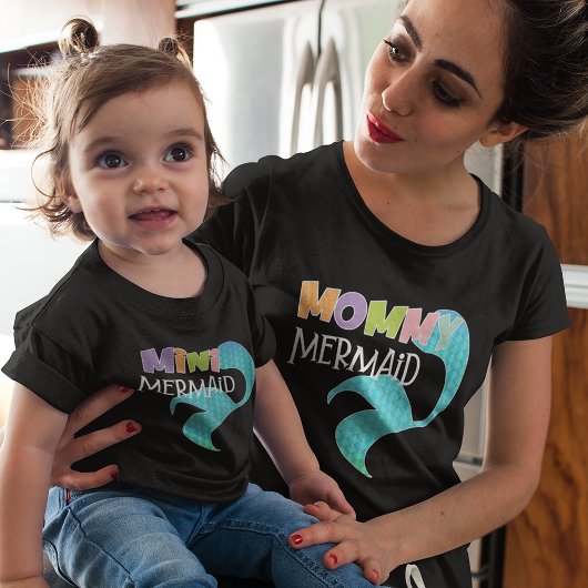 Mommy & Mini Mermaidマッチング親Kid Mom Black Tシャツ