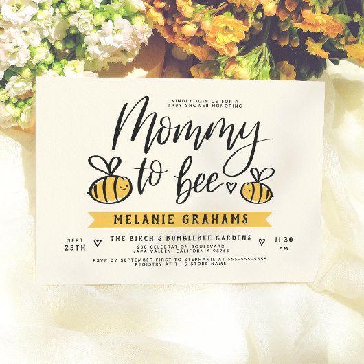Mommy To Beeの手書き文字とハニカムベイビーシャワー 招待状