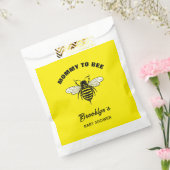Mommy To Bee赤ちゃんシャワー黄色クール黒 フェイバーバッグ (封をした状態)
