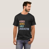 Moms風変わりビルドキャラクター Tシャツ (正面フル)