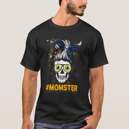 Momster Costume Skull Mom Messy Hair Bun Monster Tシャツ (正面)