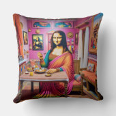 Mona eating Indian Foods クッション (裏面)