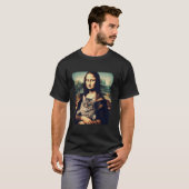 mona lisa holding cat kitty for cats lover cat dad tシャツ (正面フル)
