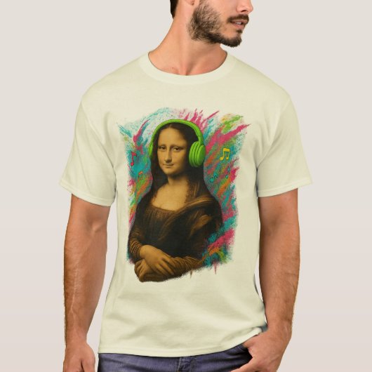 Mona Lisa with Headphones – Neon Graffiti Style on Tシャツ (正面)