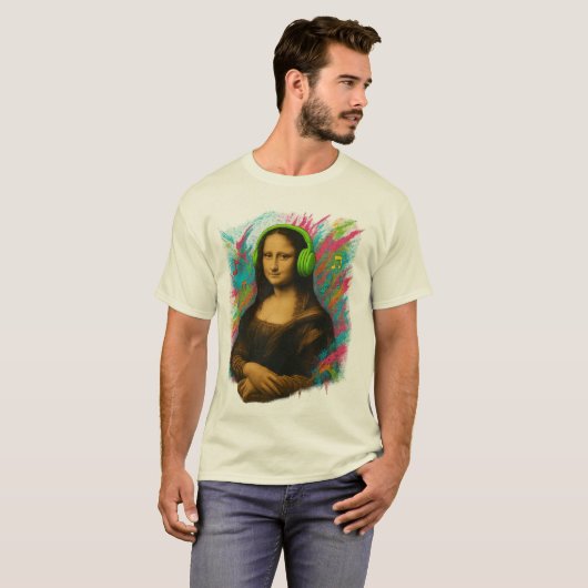 Mona Lisa with Headphones – Neon Graffiti Style on Tシャツ (正面フル)