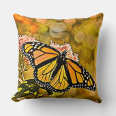  Monarch Butterfly Garden Art クッション (正面)
