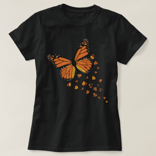 Monarch Butterfly Love Heart T Gift for Women and  Tシャツ (デザイン正面)