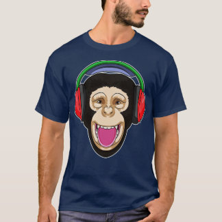 Monkey at Music with Headphone Tシャツ