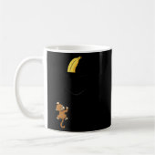 Monkey Climbs For Banana Funny Animal Cket Design コーヒーマグカップ (左)