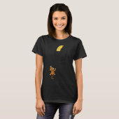 Monkey Climbs For Banana Funny Animal Cket Design Tシャツ (正面フル)