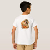 “Monkey Hug with Buddy”. Tシャツ (裏面フル)