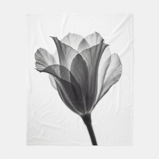 Monochrome botanical fine art photograph フリースブランケット (正面)