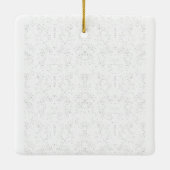 Monochrome Floral Pattern – Elegant Seamless Art セラミックオーナメント (裏面)