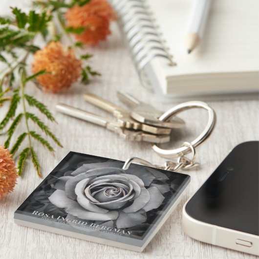 Monochrome Rose [Acrylic Keychain] キーホルダー (正面右)