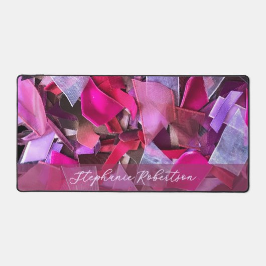 Monogram Abstract 3D Textile Look Pink Purple Red デスクマット (正面)
