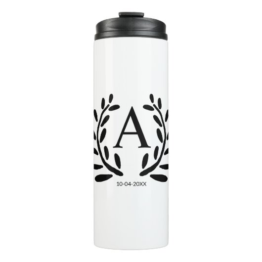 MONOGRAM GROOMSMAN年の日付名のギフトを追加 タンブラー (正面)