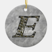 Monogram Initial E Hydrangea Flowers Personalized セラミックオーナメント (正面)