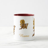 Monogram Initial M Elegant Gold Peony Personalized マグカップ (中央)