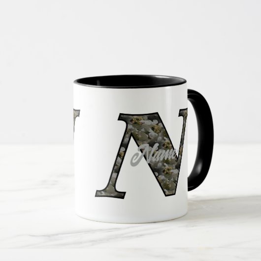 Monogram Initial N Hydrangea Flowers Personalized マグカップ (正面右)