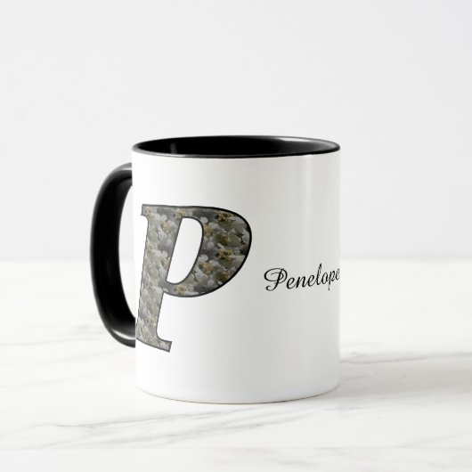 Monogram Initial P Hydrangea Flowers Personalized マグカップ (正面左)