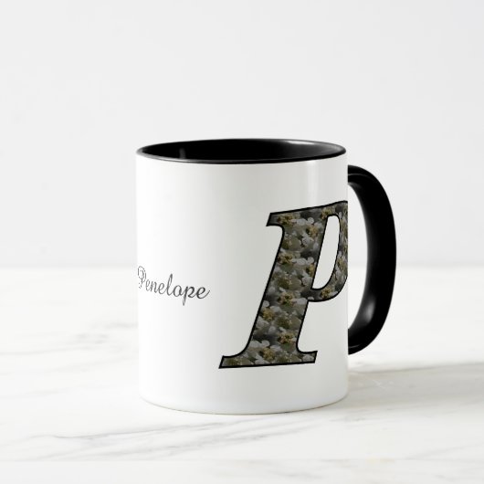 Monogram Initial P Hydrangea Flowers Personalized マグカップ (正面右)