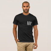 Monogram Initials Modern Black Elegant Design Tシャツ (正面フル)