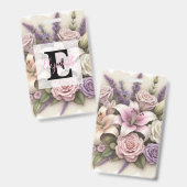 Monogram lace floral purple roses lavender lilies  バッジ (正面＆裏面)