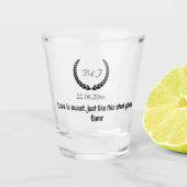 Monogram Loveは甘い、ゲストのための結婚式の引き出物 ショットグラス (正面)