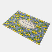 Monogram Name Lemon Blue French Country Tile  ドアマット (アングル)