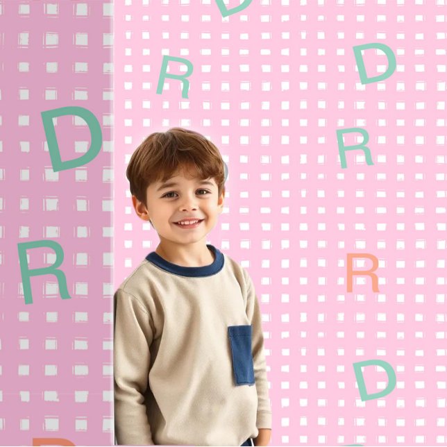 Monogram pink 壁紙 (monogrammed wallpaper for kid's room)