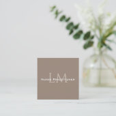 Monogram Square Dark Taupe Business Card コーリングカード (スタンド正面)