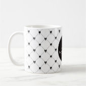 Monogram White & Black Bow Script コーヒーマグカップ (左)