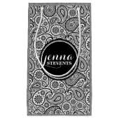 Monogramedの黒く及び白いヴィンテージのペイズリーパターン スモールペーパーバッグ (正面)