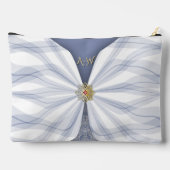 Monogrammed Dusty Blue Jewel Textile Illusion  アクセサリーポーチ (裏面)