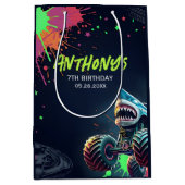 Monster Truck Shark Party Gift Bag ミディアムペーパーバッグ (正面)