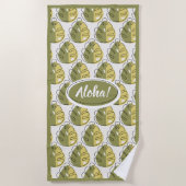 Monstera Leaves - Green ビーチタオル (正面)