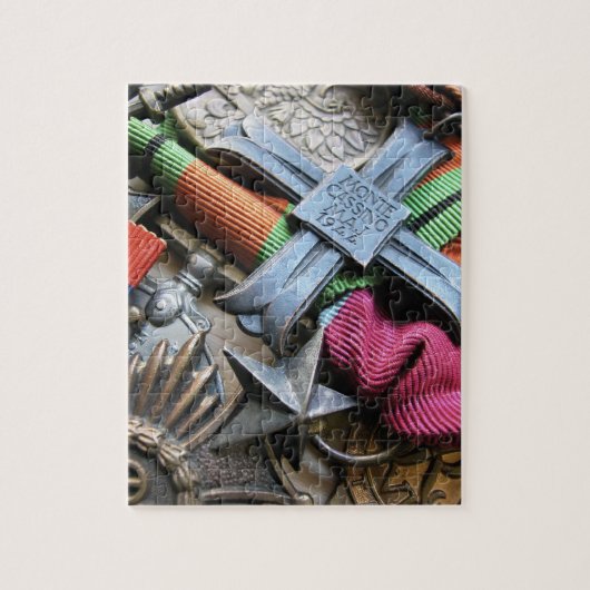 Monteのポーランドのカジノのイタリア十字メダルパズル ジグソーパズル (縦)