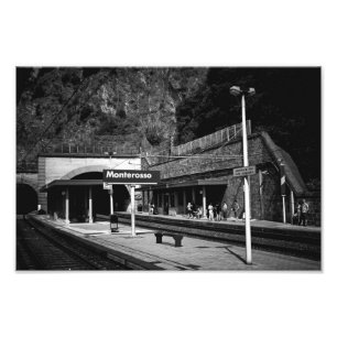 Monterosso、Itlayの駅 フォトプリント