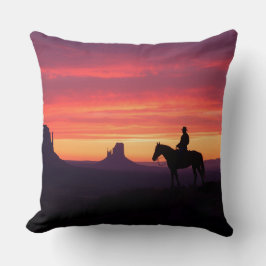 Monument Valley Iconic Western Sunset Silhouette  クッション