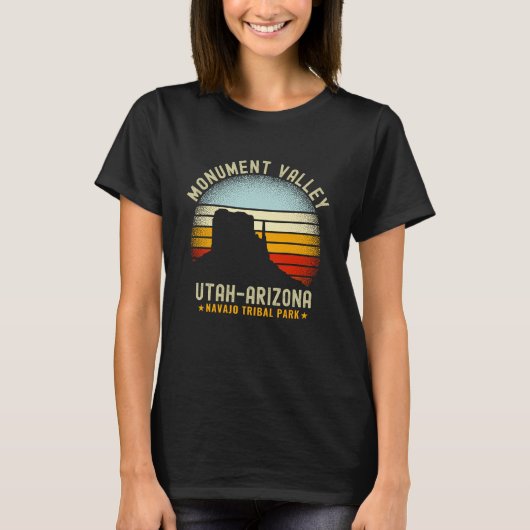Monument Valley Retro Scenery Utah Tシャツ (正面)