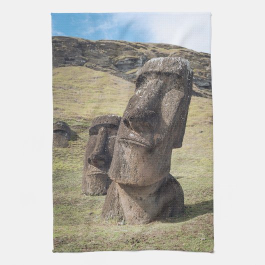 Monuments | Easter Island, Chile キッチンタオル (縦)
