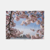 Monuments | Jefferson Memorial Cherry Blossoms フリースブランケット (正面(横))