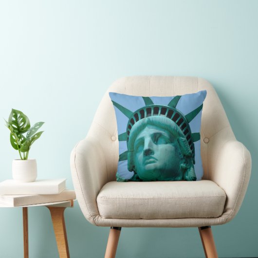 Monuments | Statue of Liberty Face クッション (椅子)