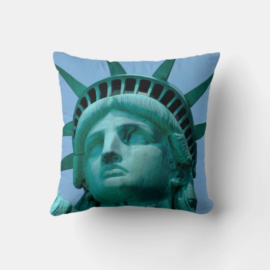 Monuments | Statue of Liberty Face クッション (裏面)