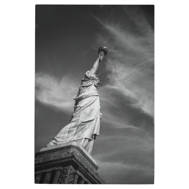 Monuments | Statue of Liberty Manhattan NYC メタルプリント (正面)