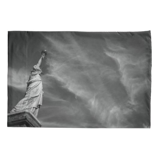 Monuments | Statue of Liberty Manhattan NYC 枕カバー (裏面)