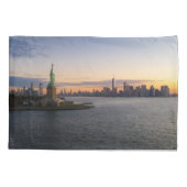 Monuments | Statue of Liberty NYC 枕カバー (裏面)