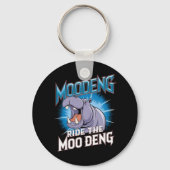 MOO DENG カバ乗り The MOO DENG キーホルダー (正面)