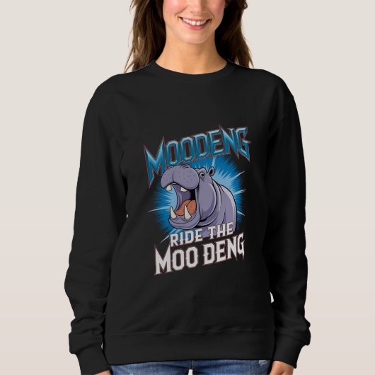 MOO DENG カバ乗り The MOO DENG スウェットシャツ (正面)