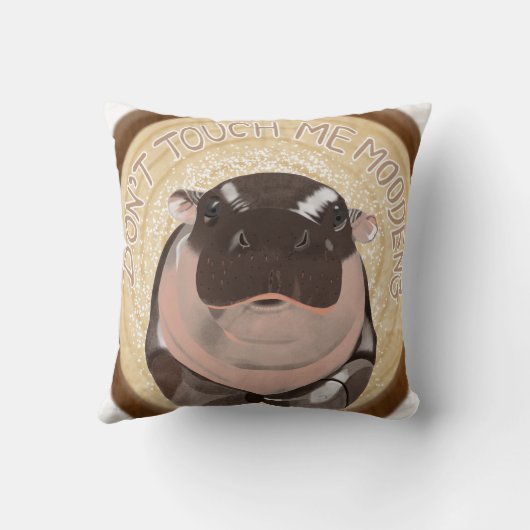 Moo Deng Hippo  クッション (裏面)